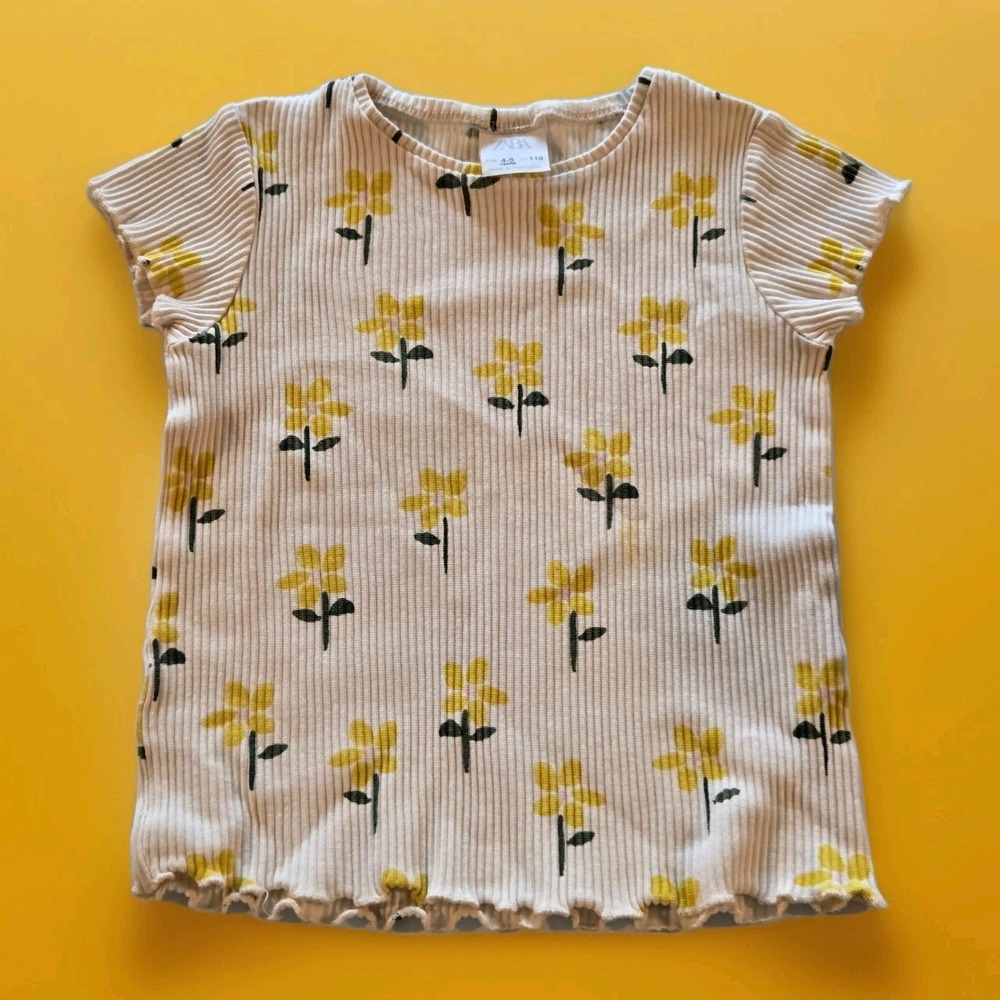 Zara Girl Ribbed Floral Top in Daisy Print for 2-3 Years Old